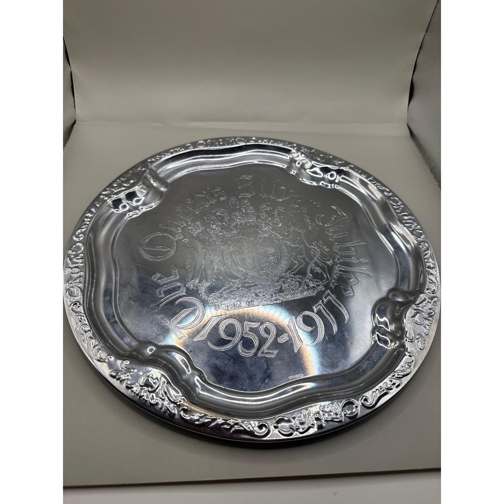 Vintage‎ Argosy Queen Elizabeth II Silver Jubilee Commemorative Tray 1952-1977 - Picture 3 of 10